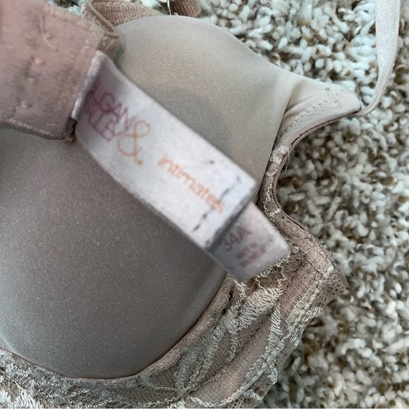 GILLIGAN & OMALLEY INTIMATES Tan Lace Bra Size 34A - Picture 3 of 5